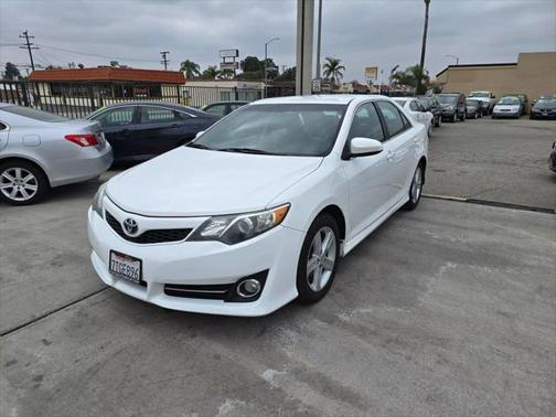 2014 Toyota Camry SE