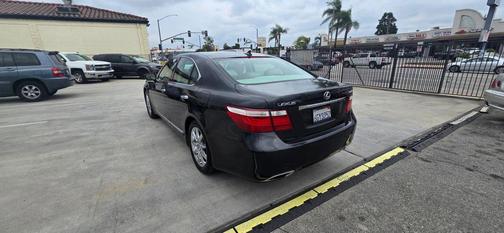 Gray 2009 Lexus LS 460 Base