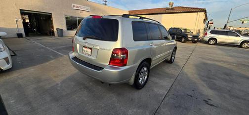 2004 Toyota Highlander Limited
