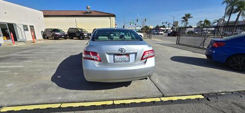 2010 Toyota Camry LE