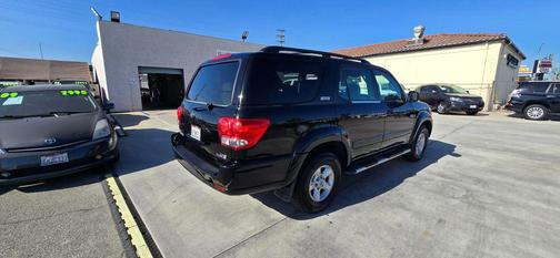 2005 Toyota Sequoia SR5
