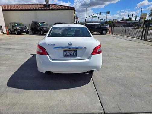 2010 Nissan Maxima SV