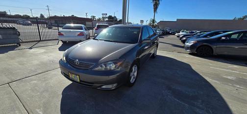 2004 Toyota Camry SE