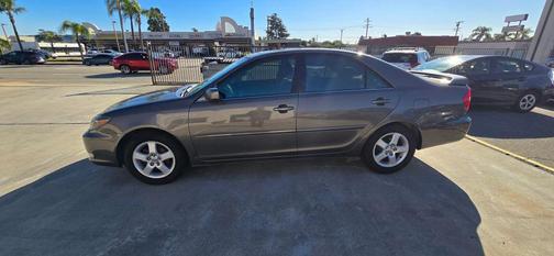 2004 Toyota Camry SE