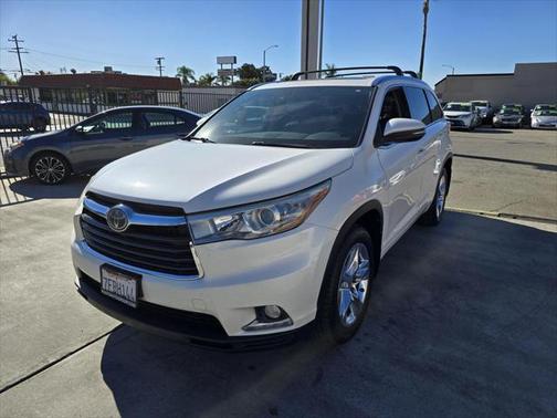 2014 Toyota Highlander Limited Platinum