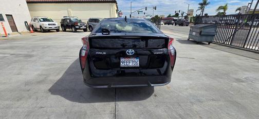 2016 Toyota Prius Four Touring