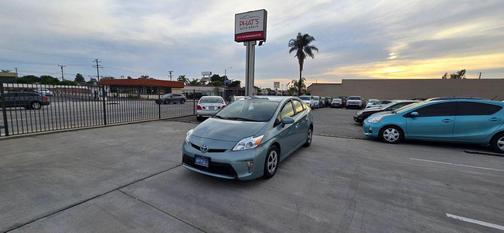 Green 2014 Toyota Prius Three