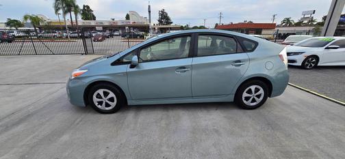 Green 2014 Toyota Prius Three
