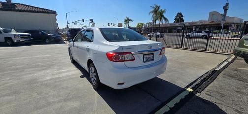 White 2013 Toyota Corolla LE