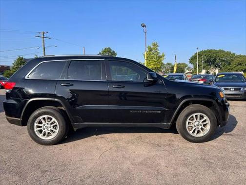 2018 Jeep Grand Cherokee Laredo E