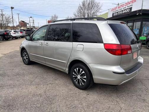 2004 Toyota Sienna CE