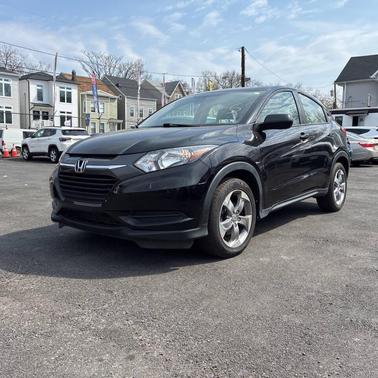 Crystal Black Pearl 2016 Honda HR-V LX