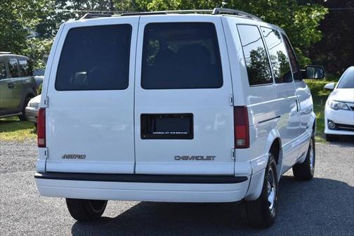 2002 Chevrolet Astro Base