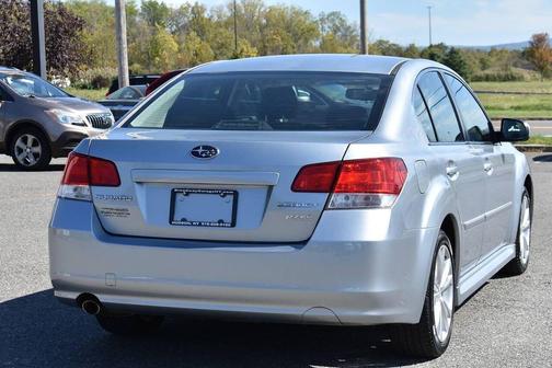 2013 Subaru Legacy Premium