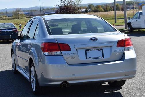 2013 Subaru Legacy Premium