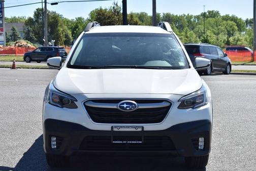 Crystal White Pearl 2022 Subaru Outback Premium