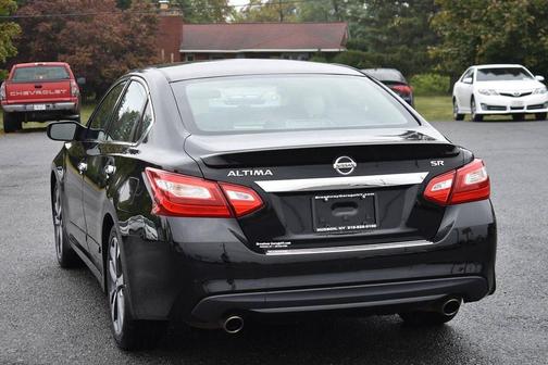 2016 Nissan Altima 2.5 SR