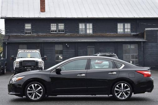2016 Nissan Altima 2.5 SR
