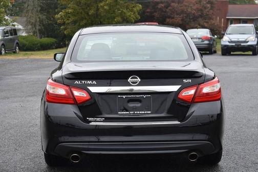 2016 Nissan Altima 2.5 SR