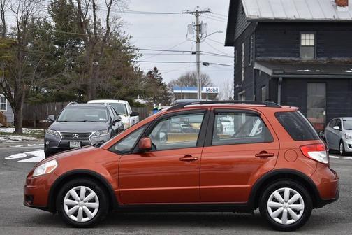 2010 Suzuki SX4 Base AWD 4dr Crossover CVT