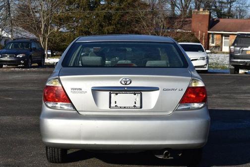 2006 Toyota Camry LE