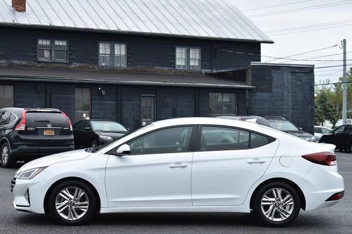 Quartz White Pearl 2019 Hyundai ELANTRA SEL