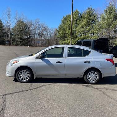 2015 Nissan Versa 1.6 S+