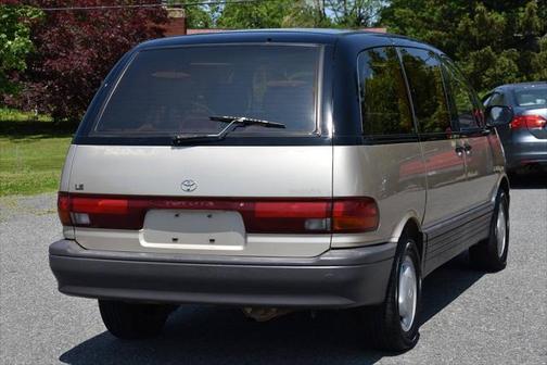 1994 Toyota Previa LE 3dr Mini Van