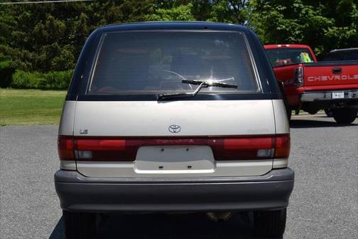 1994 Toyota Previa LE 3dr Mini Van