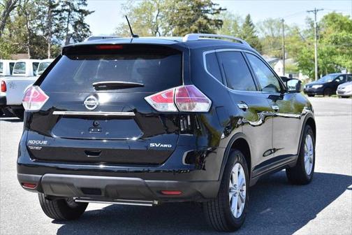 2015 Nissan Rogue SV