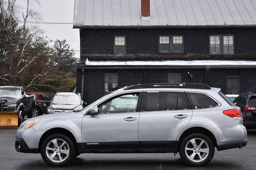 2013 Subaru Outback 2.5i Limited