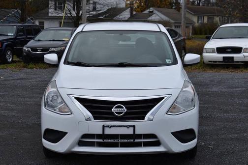 2016 Nissan Versa 1.6 S+