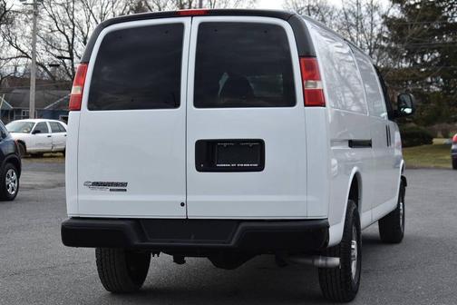 2015 Chevrolet Express 3500 3500 3dr Extended Cargo Van w/1WT