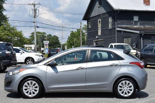 2016 Hyundai Elantra GT Base