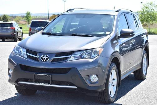 Magnetic Gray Metallic 2014 Toyota RAV4 XLE