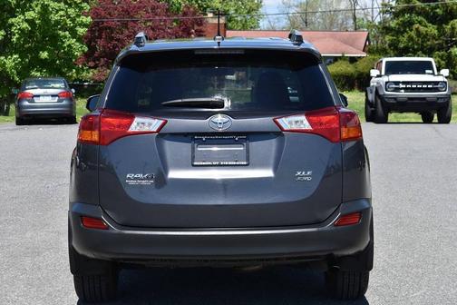 Magnetic Gray Metallic 2014 Toyota RAV4 XLE
