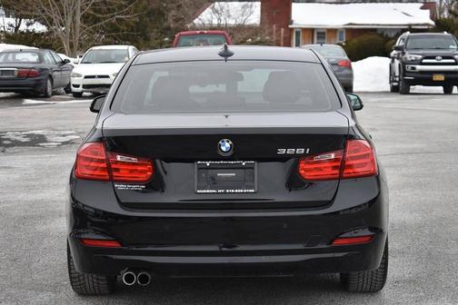 2015 BMW 328 328i 4dr Sedan