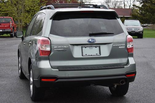 Jasmine Green Metallic 2015 Subaru Forester 2.5i Limited