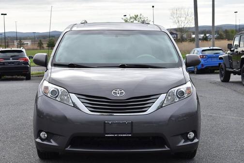 Predawn Gray Mica 2014 Toyota Sienna XLE