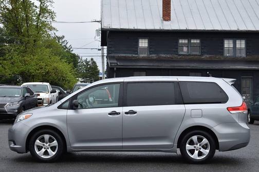 Silver Sky Metallic 2012 Toyota Sienna Base