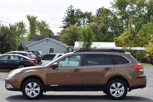 2012 Subaru Outback 2.5i Limited