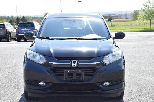 Crystal Black Pearl 2016 Honda HR-V EX