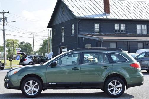 2014 Subaru Outback 2.5i