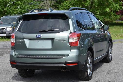 2016 Subaru Forester 2.5i Touring