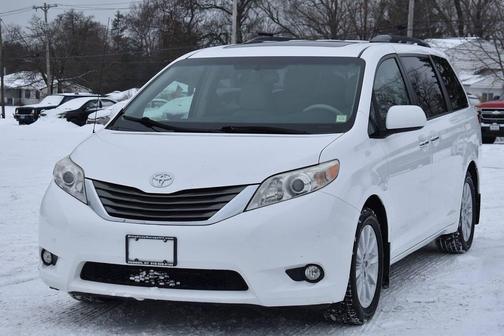 2014 Toyota Sienna XLE
