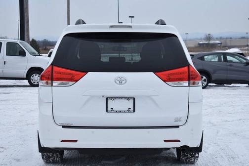 2014 Toyota Sienna XLE