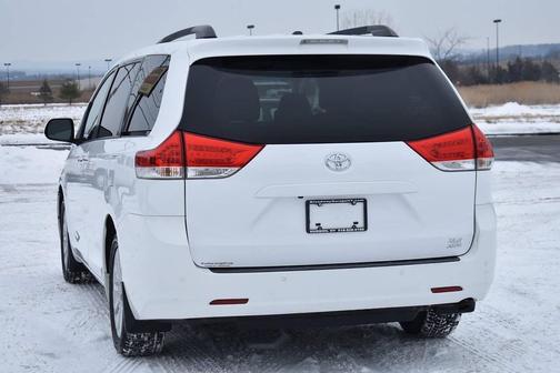 2014 Toyota Sienna XLE