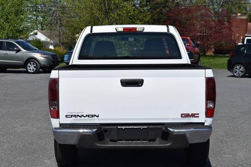 Olympic White 2006 GMC Canyon SLE