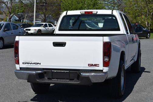 Olympic White 2006 GMC Canyon SLE