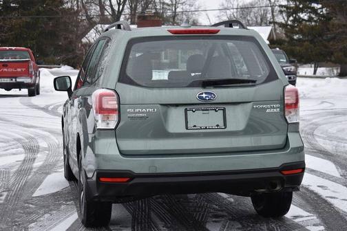 2017 Subaru Forester 2.5i